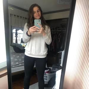 Meet your Posher, Katelyn